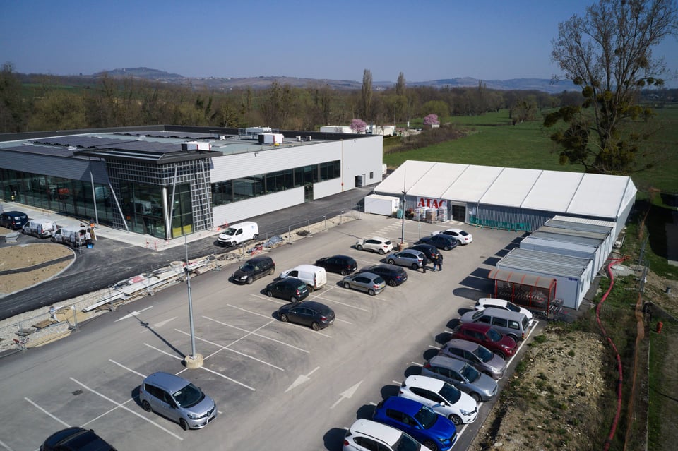 Structure modulaire sur un parking