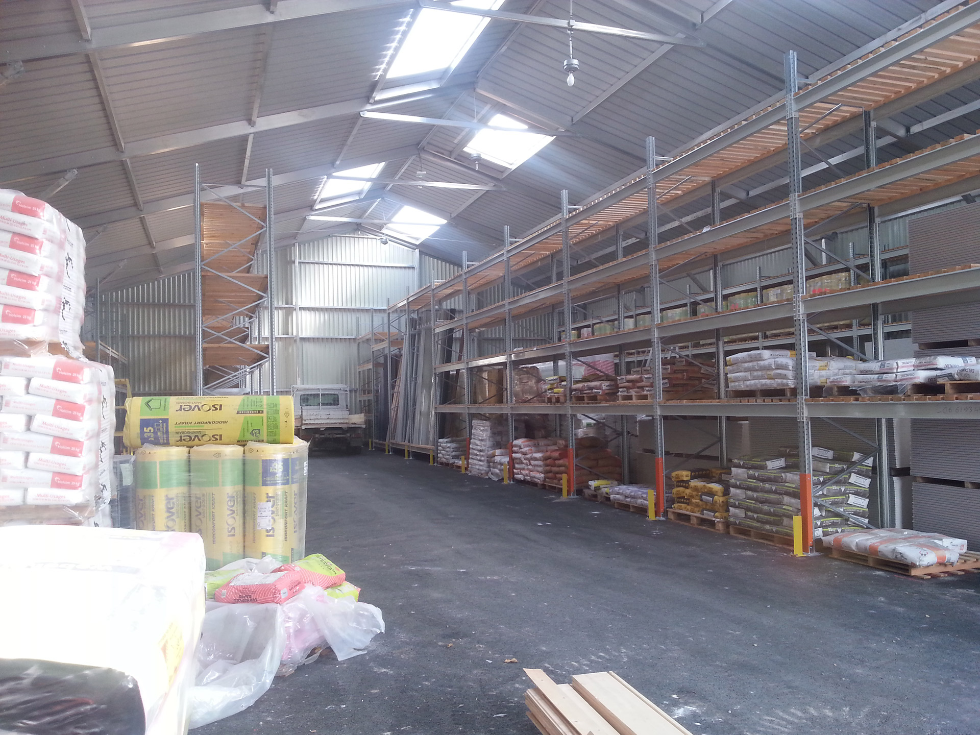 PointP-stockage-entrepot-Locabri PointP-stockage-entrepot-Locabri
