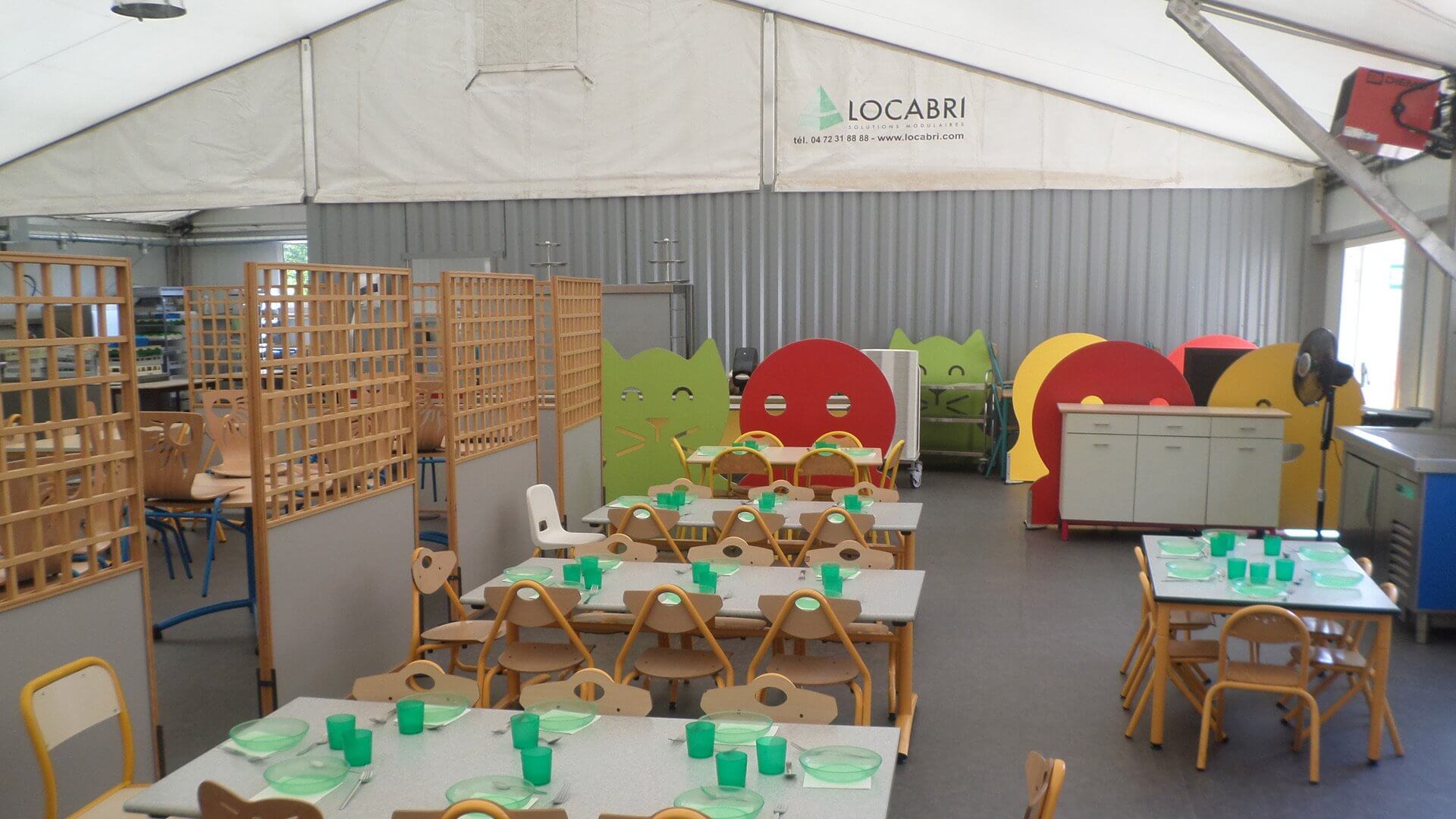 champagne-cantinescolaire-Locabri-2 champagne-cantinescolaire-Locabri-2